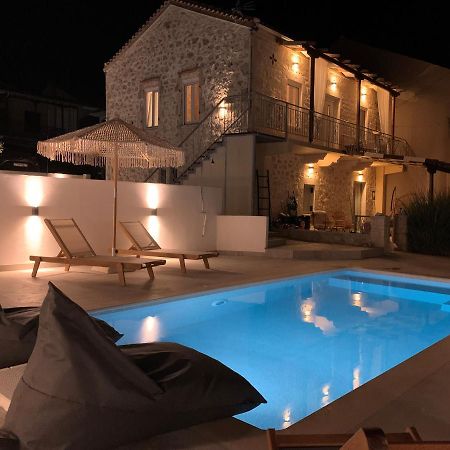 Mangata Suites Homes With Private Pools Spartokhórion Esterno foto