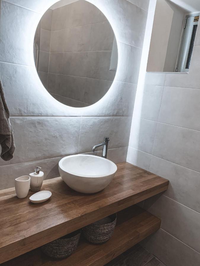 Mangata Suites Homes With Private Pools Spartokhórion Esterno foto